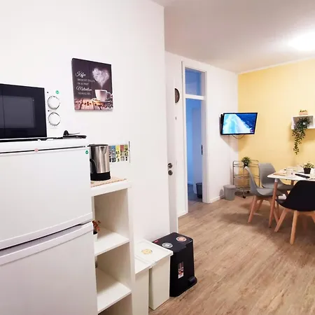 Appartamento Gemuetliche Mit Balkon In