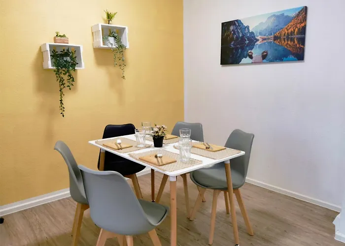 Apartment Gemuetliche Mit Balkon In *