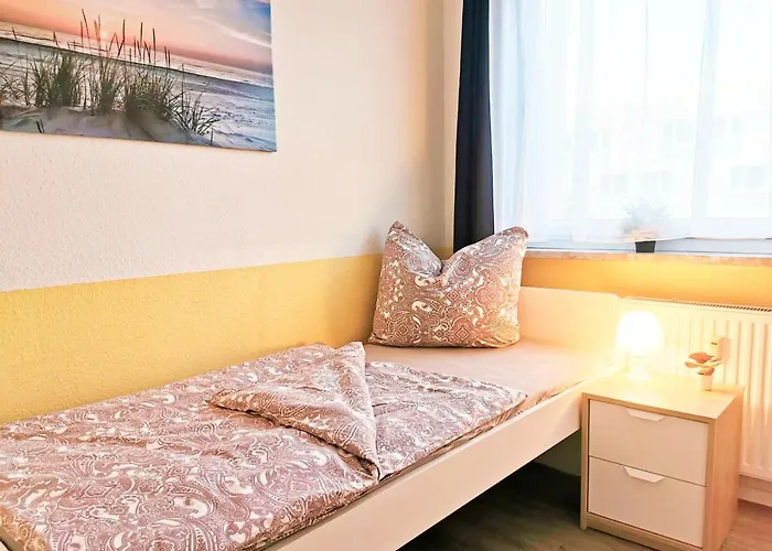 Gemuetliche Mit Balkon In Zwickau